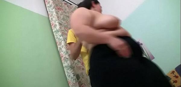  Huge ass fat girl sucking his huge cock